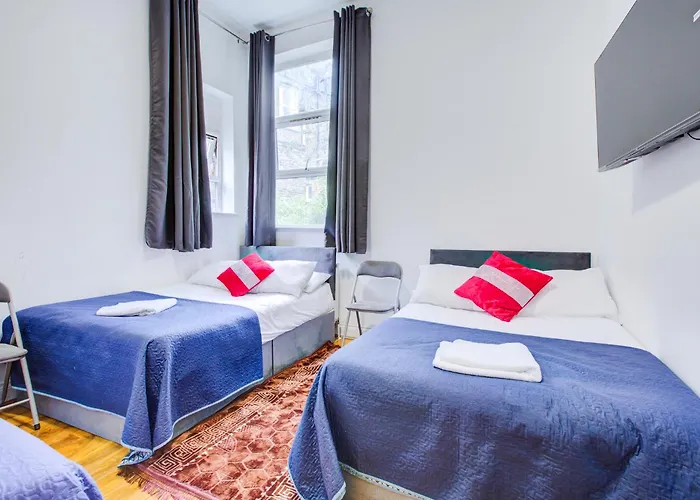 Georgian Hotel